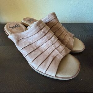 Sofft Women's Cream‎ Pleated Mules Slides Sandals Open Toe Size 8.5